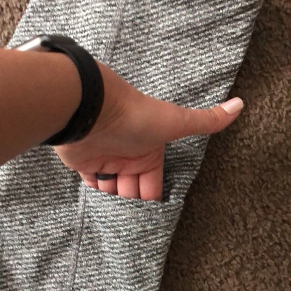 CHAMPION LEGGINGS - Picture 2 of 3